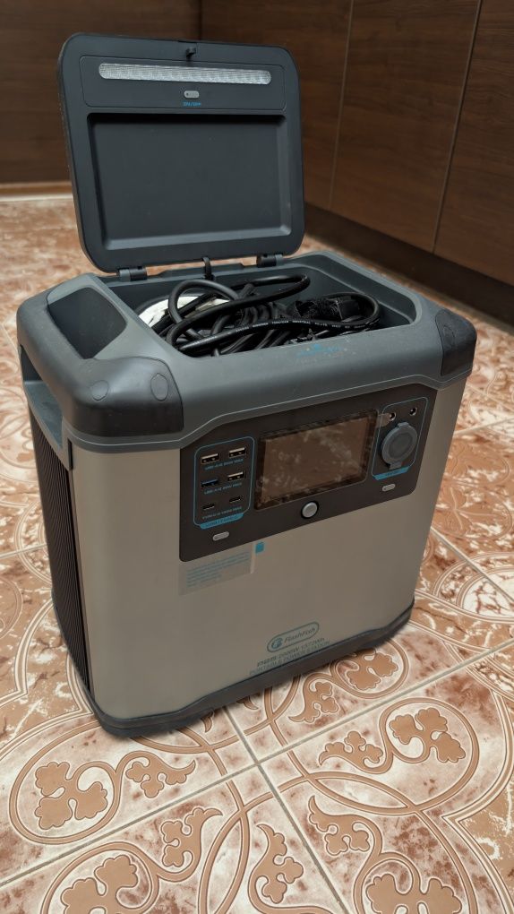 Зарядна станція FlashFish P25, 2000W