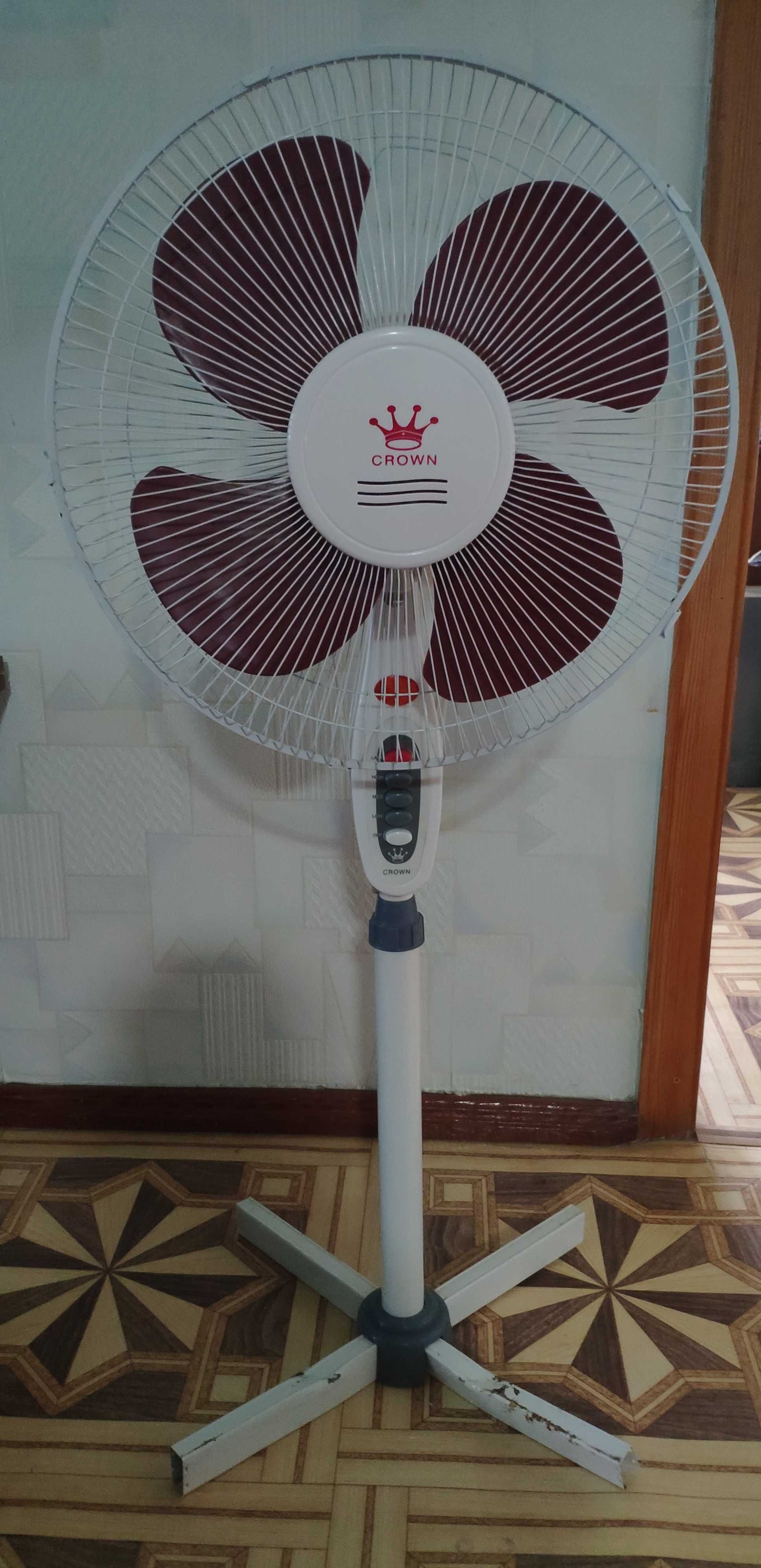 Вентилятор Crown stand fan (40 см)