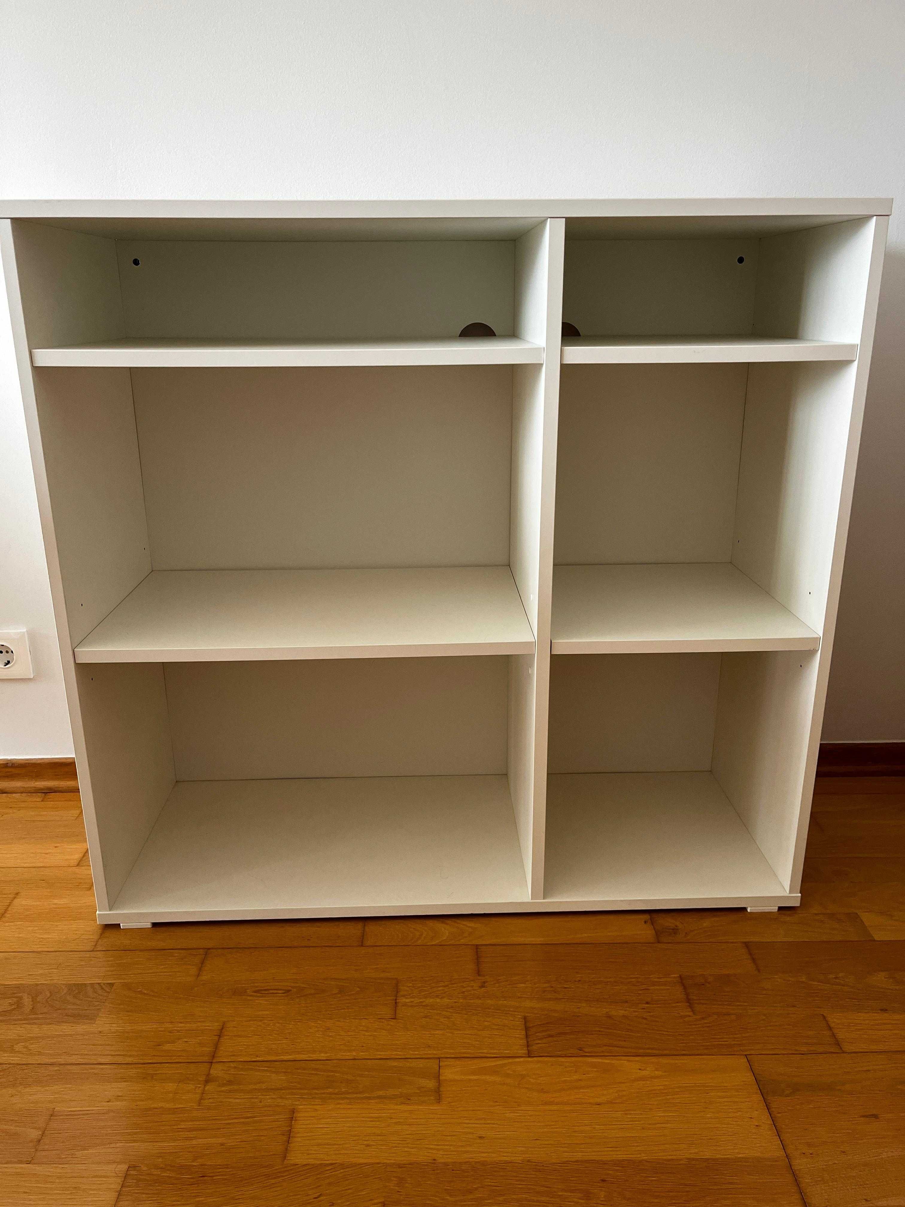 Estante IKEA VIHALS branca