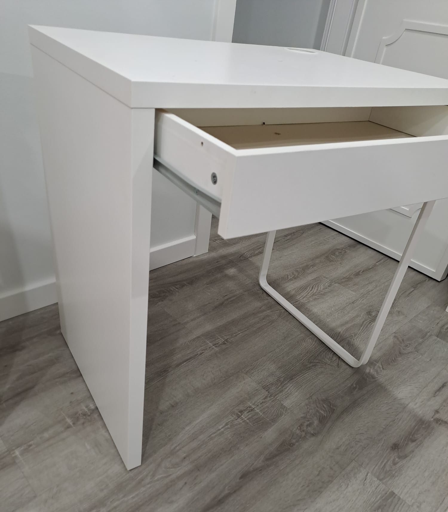 Secretária Ikea Micke  73x50
