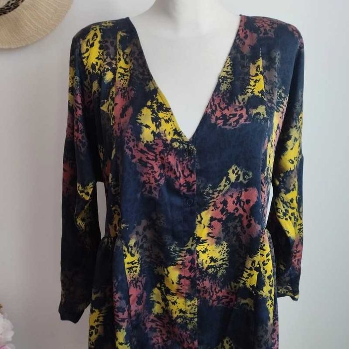 Zwiewna sukienka z długim rękawem Reserved, r. 38/42