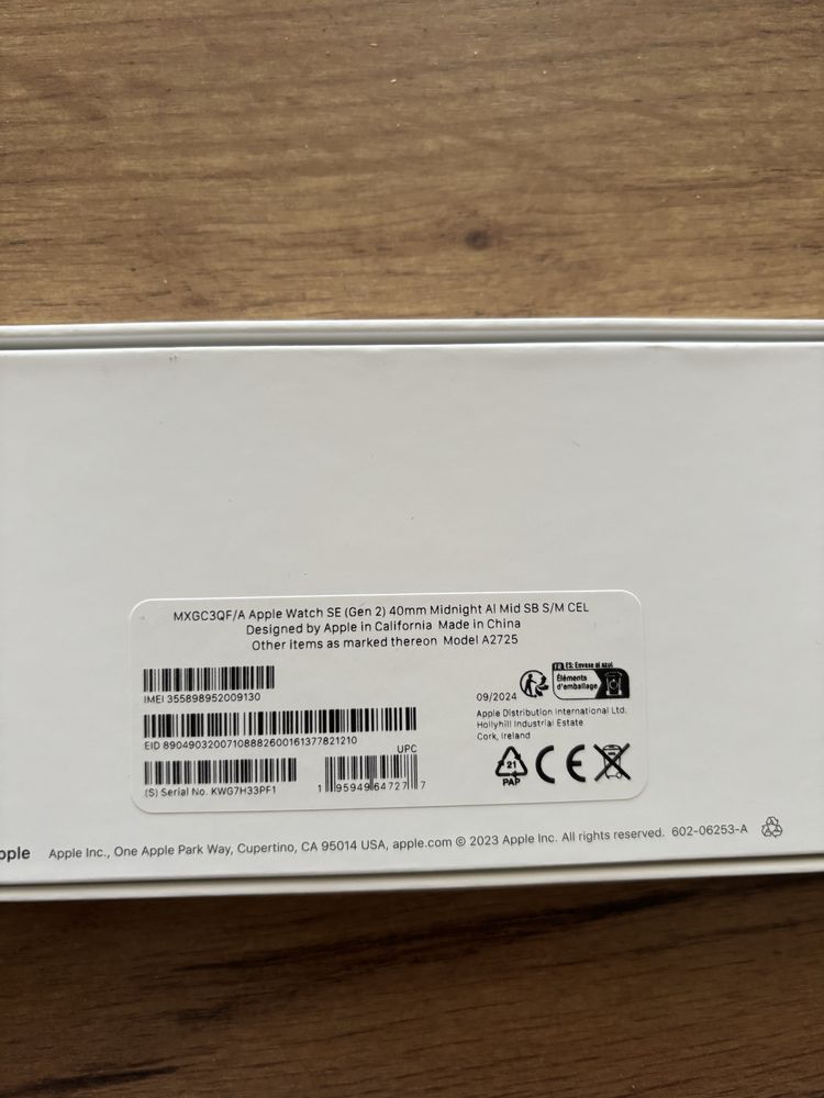 Apple Watch SE 2 + Cellular