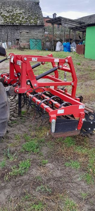 Agregat uprawowy siewny