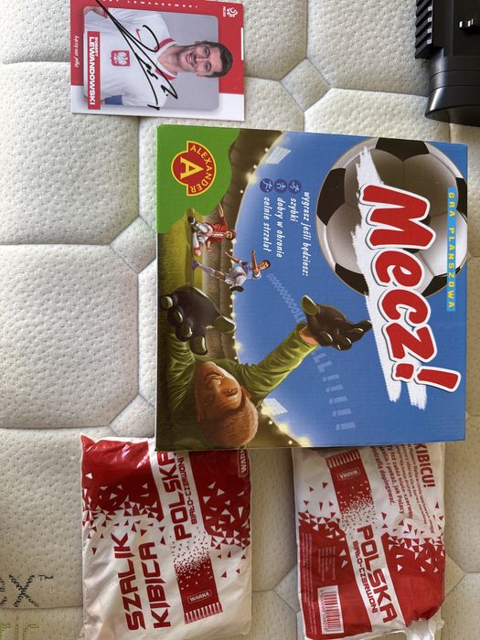 Karta z autografem Robert Lewandowski+książka+gra planszowa Mecz