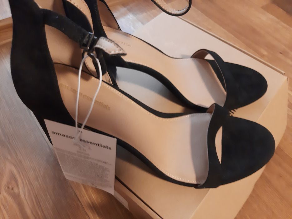 Жіночі босоніжки.Нові.Розмір-29.5