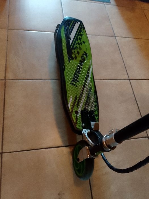 Hulajnoga elektryczna