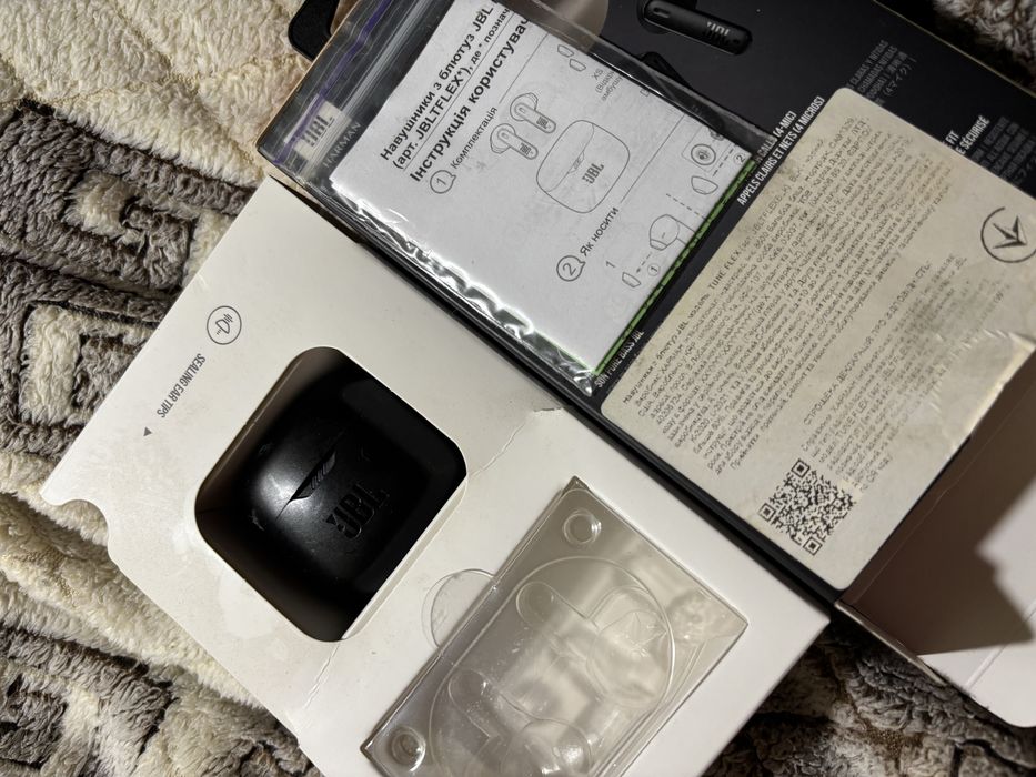 Навушники JBL Tune Flex (JBLTFLEXBLK) Black