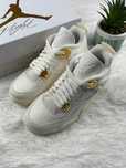 Buty JordanAirJordan4Retro Metallic Gold sportowe rozmiar. 44