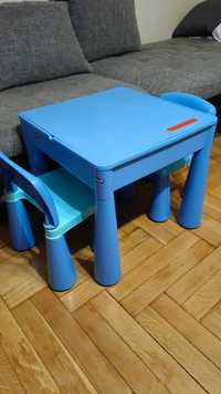 stół + 2 krzesełka dla dzieci