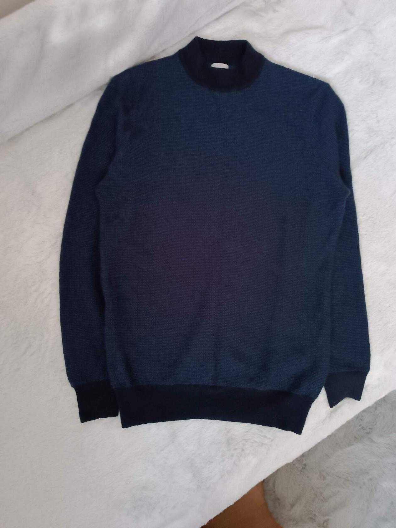 Класнючий чоловічий светр відомого бренду Zara. розмір М