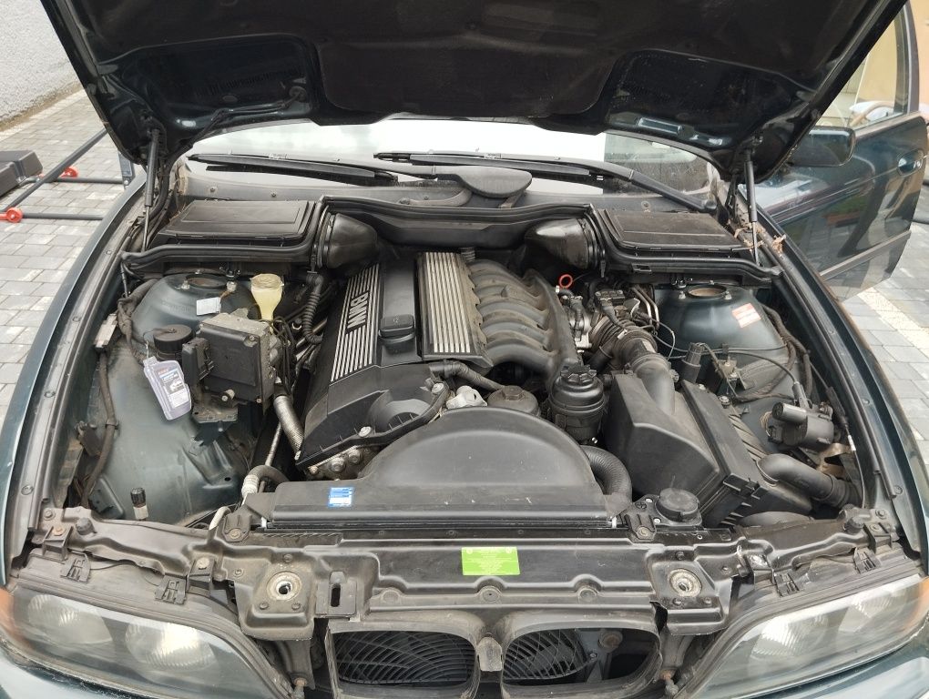 BMW 520i 150KM e39 Automat