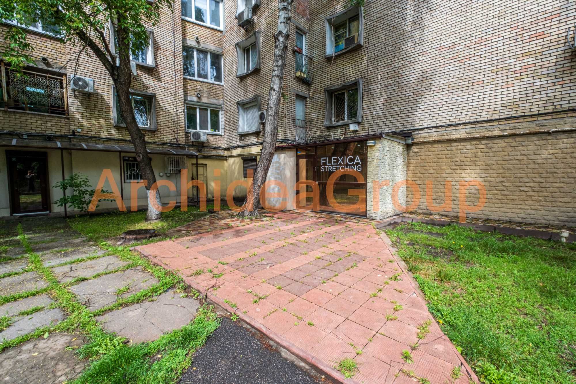 Продаж комерційного приміщення 108 м2 Саксаганського 45