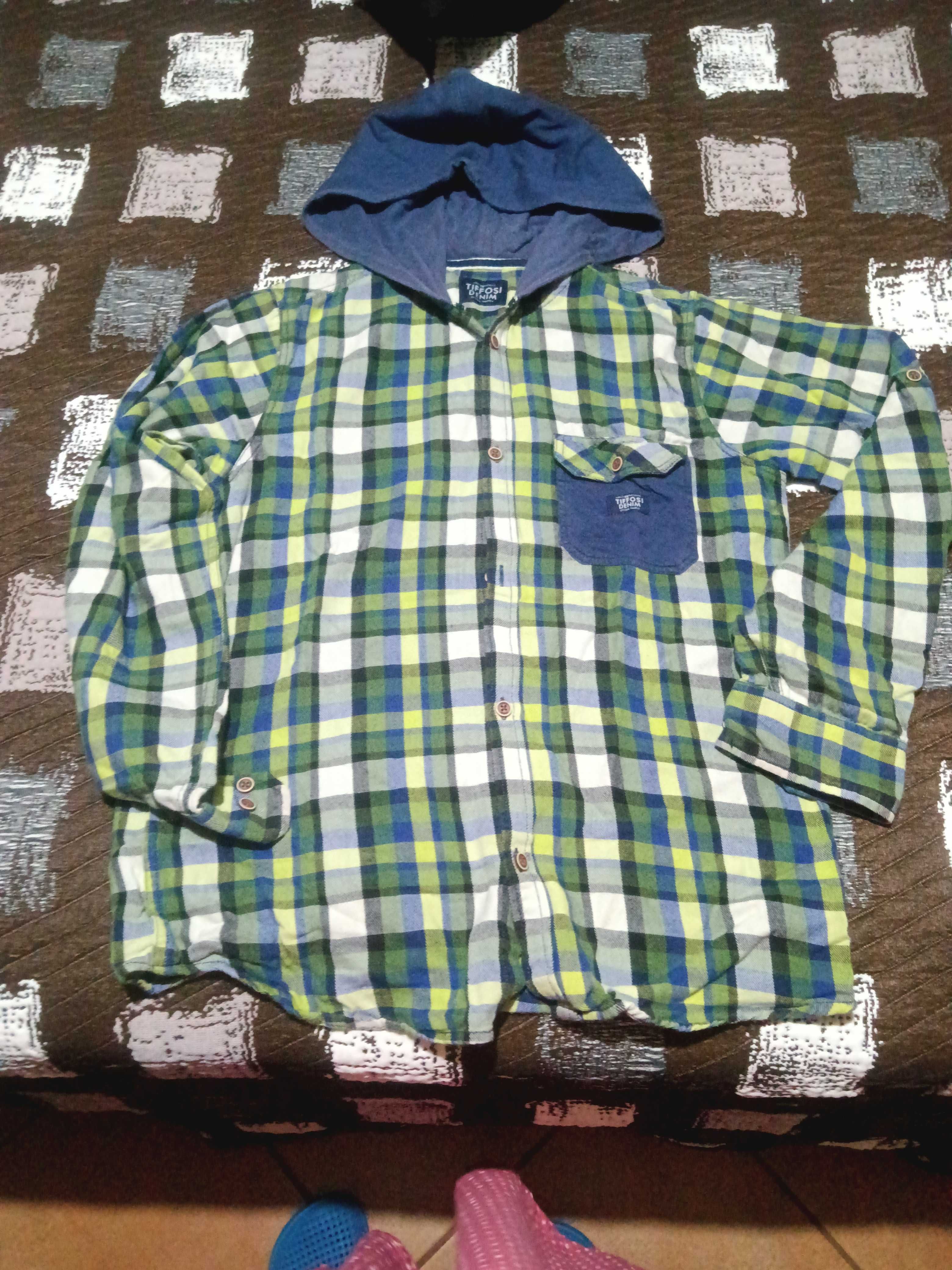 Camiseira/Casaco menino 12/14 anos