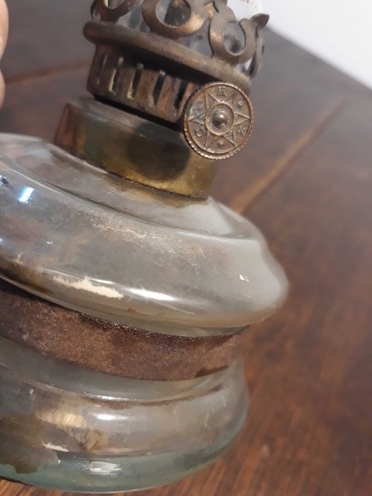 Lampa naftowa mała ścienna CKZ Carl Kneusel, Zeulenroda, Niemcy