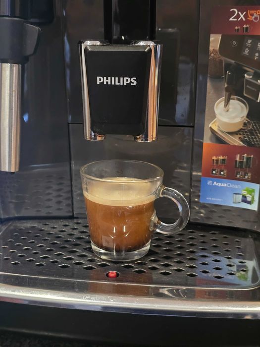 Maquina de café superautomática PHILIPS 2224/40