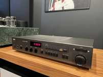 NAD 7020i - amplituner stereo