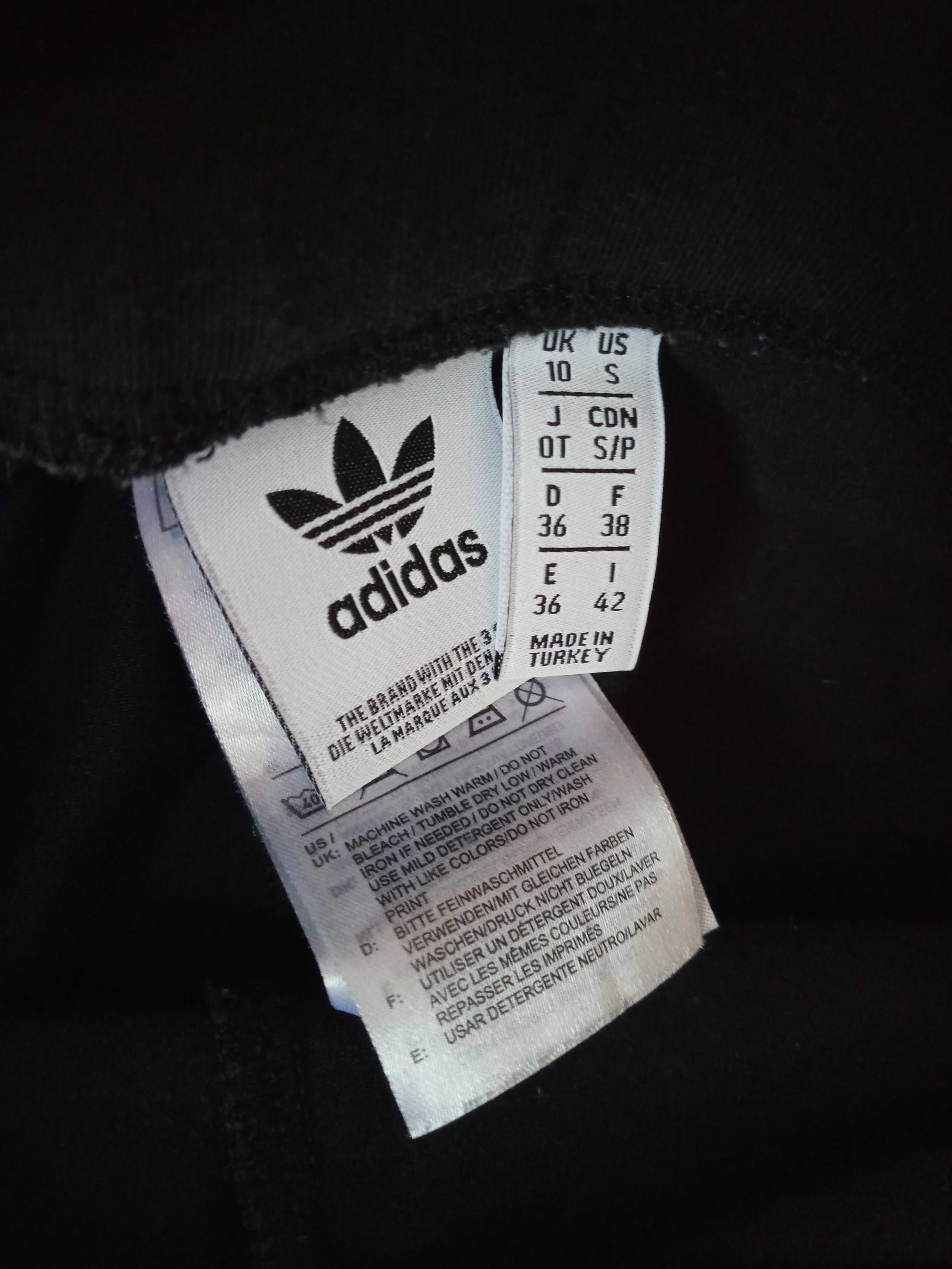 Czarne klasyczne legginsy Adidas S/XS