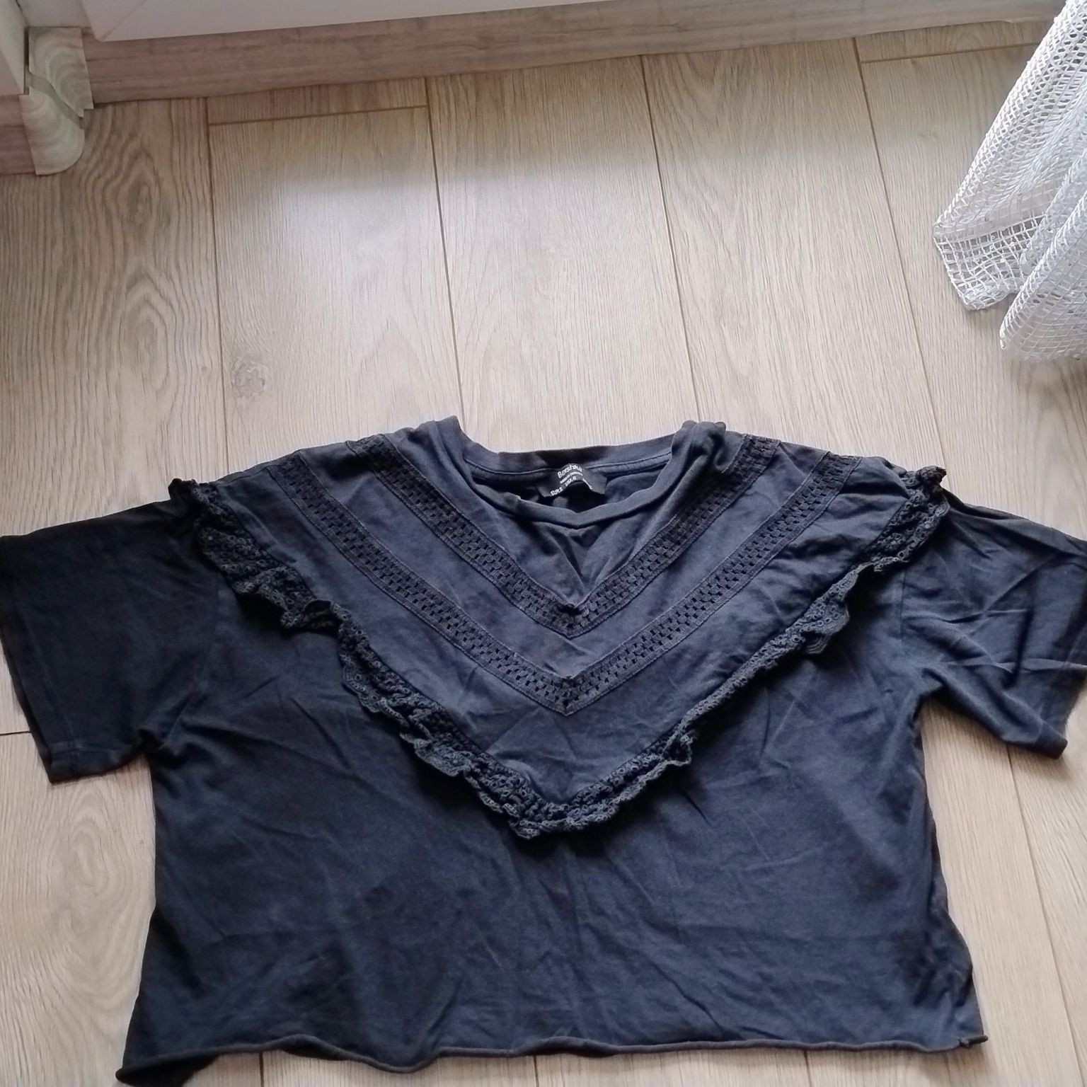 Zestaw 5 topów w rozm.  S i XS NewYorker, H&M i Bers