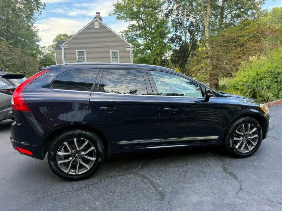 Volvo XC60 T6      2016