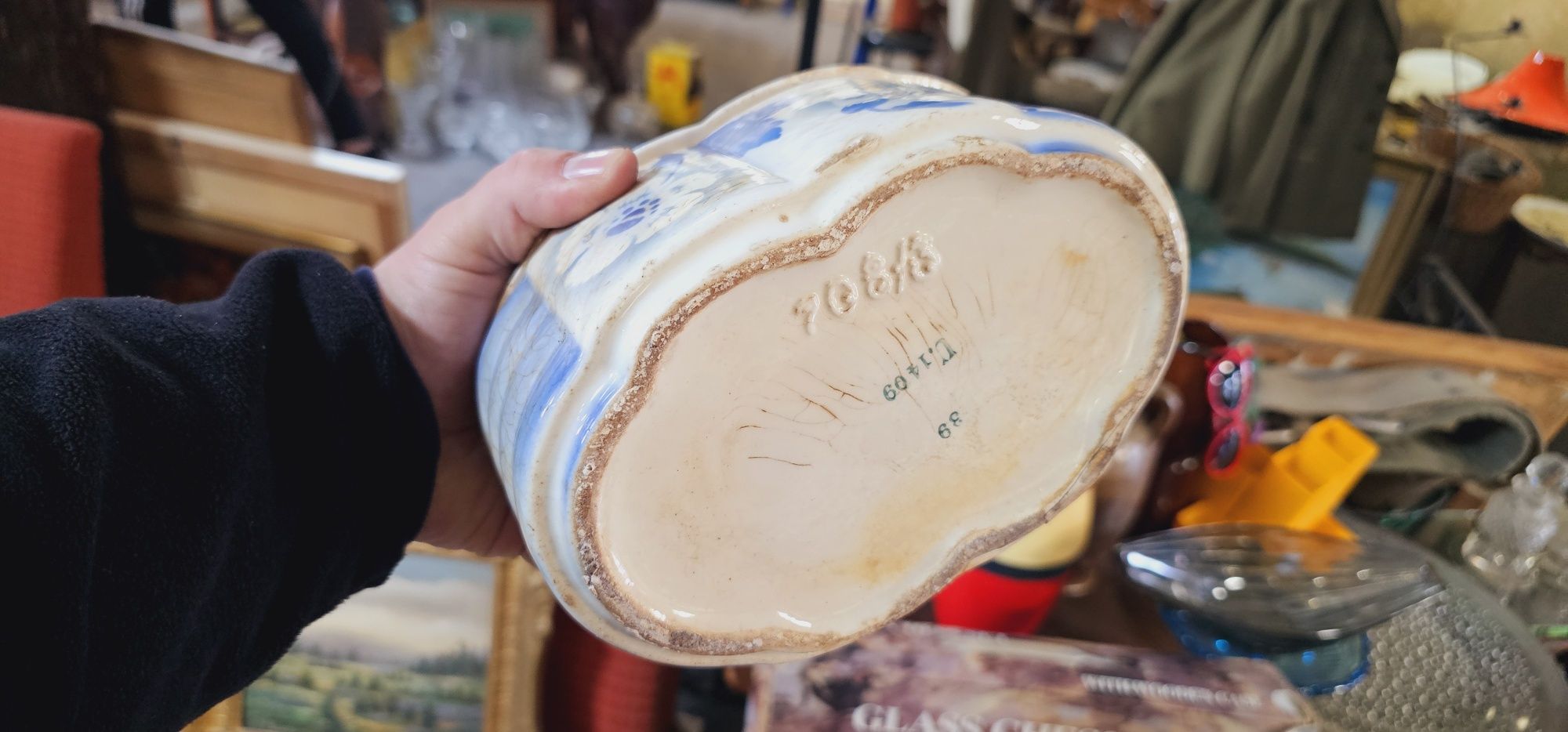 Stary, przedwojenny, ceramiczny pojemnik