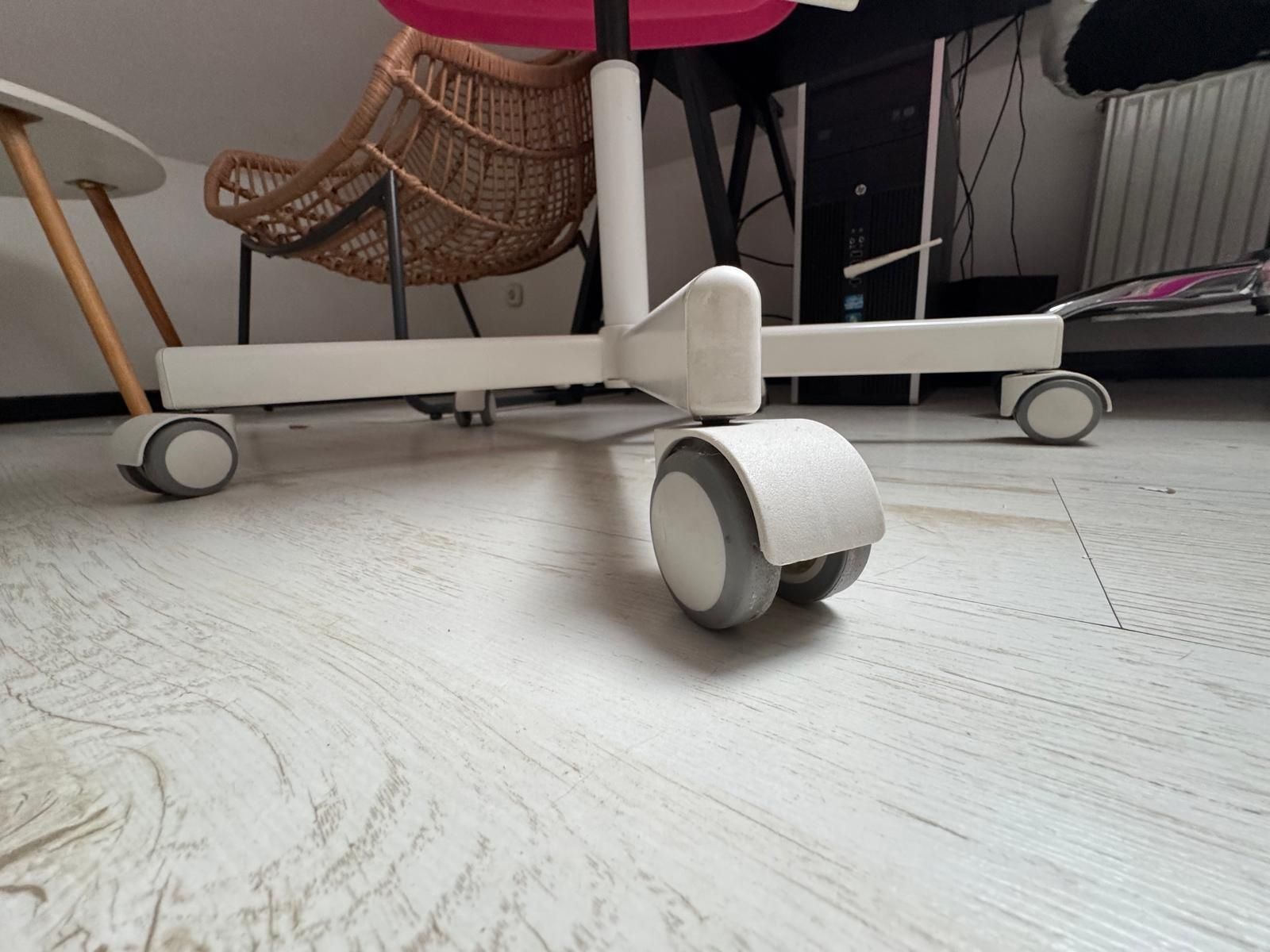 IKEA krzesło biurowe dzieciece różowe