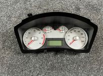 Licznik/zegary Fiat stilo 1.9jtd białe