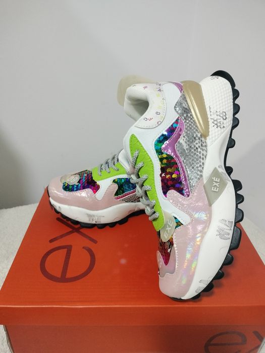 Tênis EXE originais novos para mulher