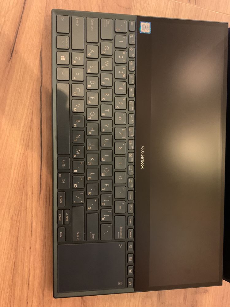 ASUS ZenBook Dual PRO