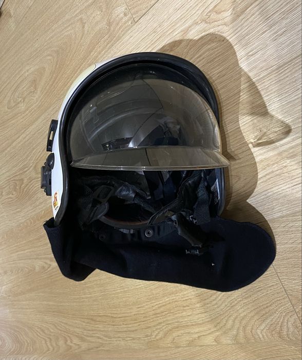 Hełm kask strażacki