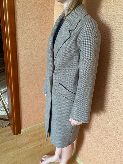 Пальто для дівчинки