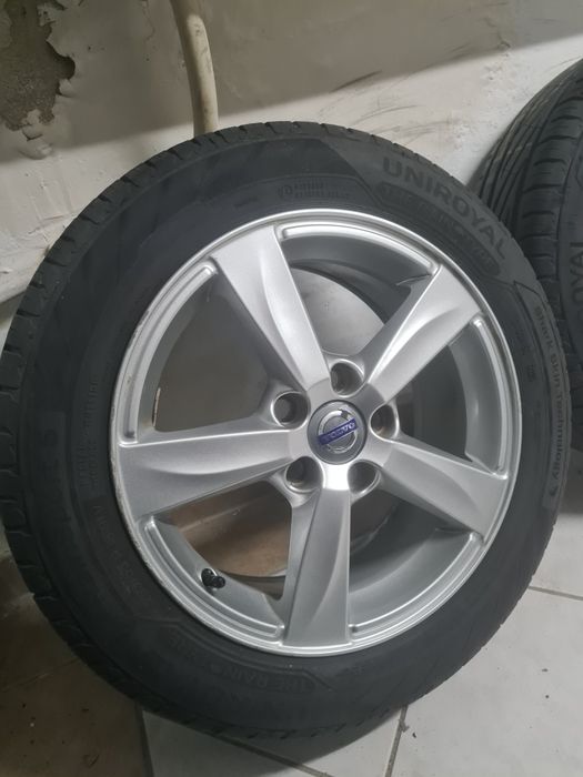 Диски R16 5/108 з шинами Volvo, Ford