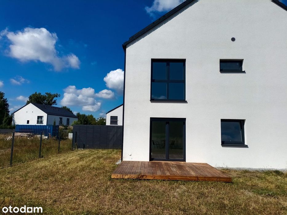 Żyj bezpiecznie i bez rachunków! Dom autonomiczny z piwnicą,