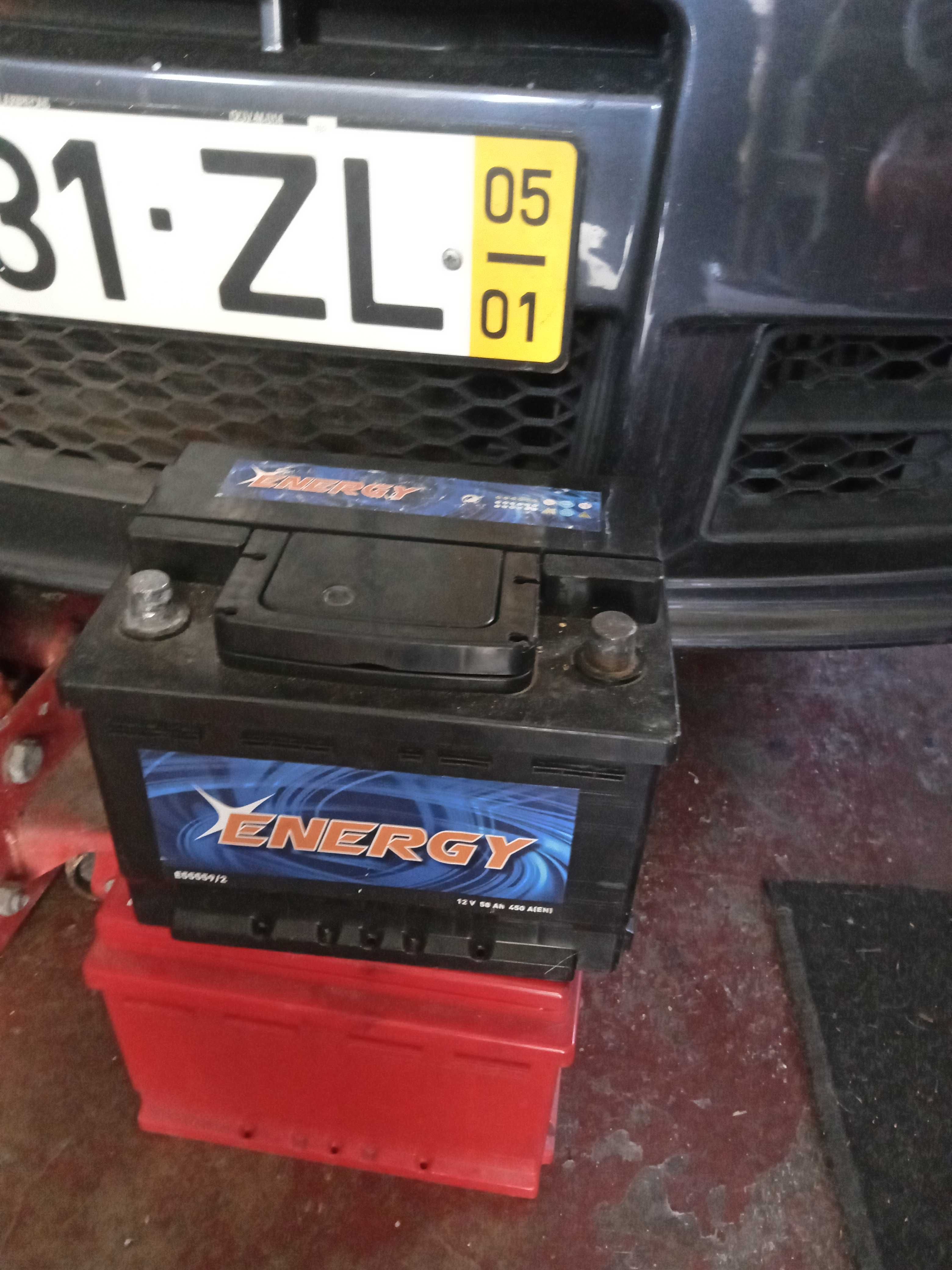 Bateria 45A e outra de 554AH + bateria para HONDA  de 45AH