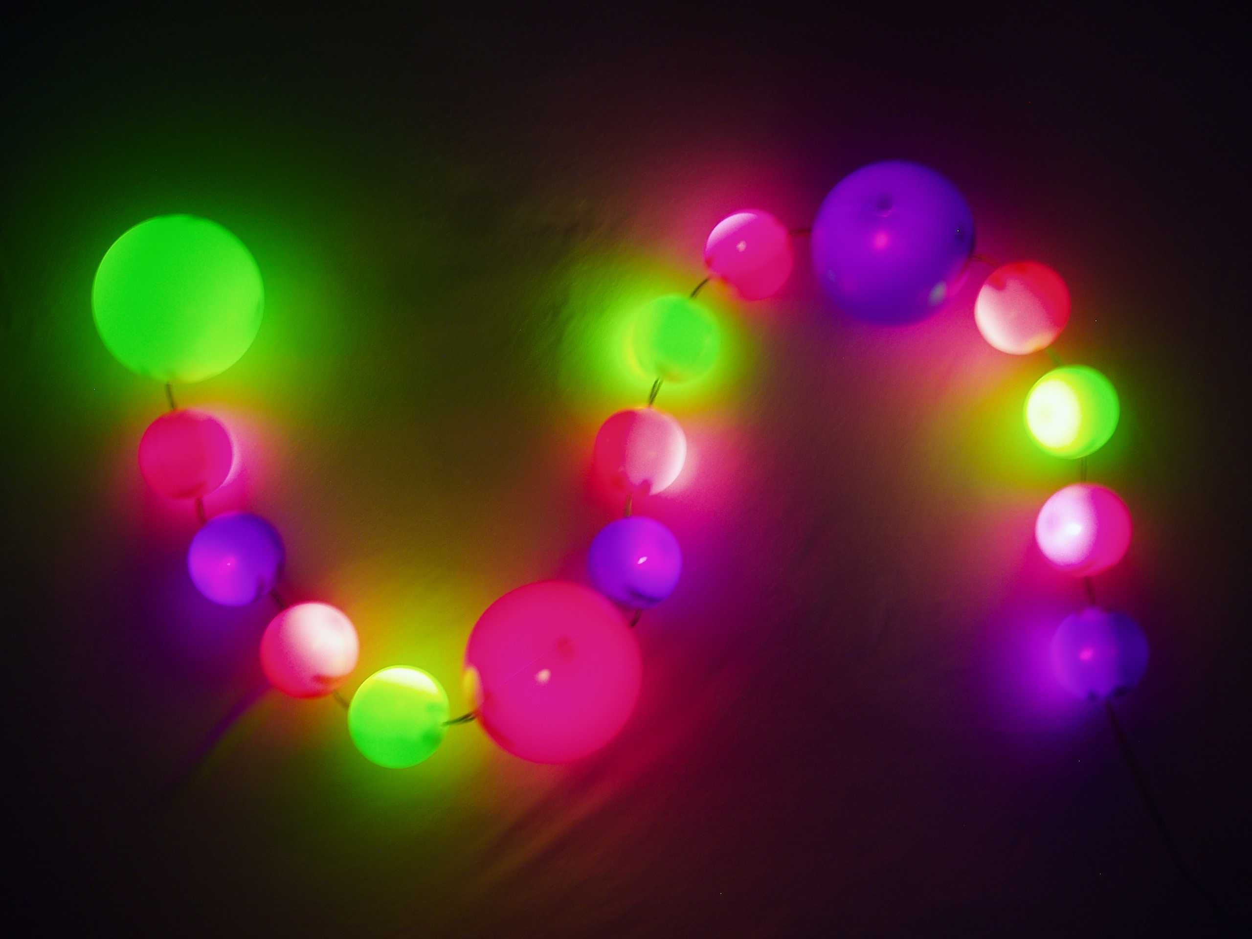 IKEA FINFIN lampa lampka na biurko LED kule