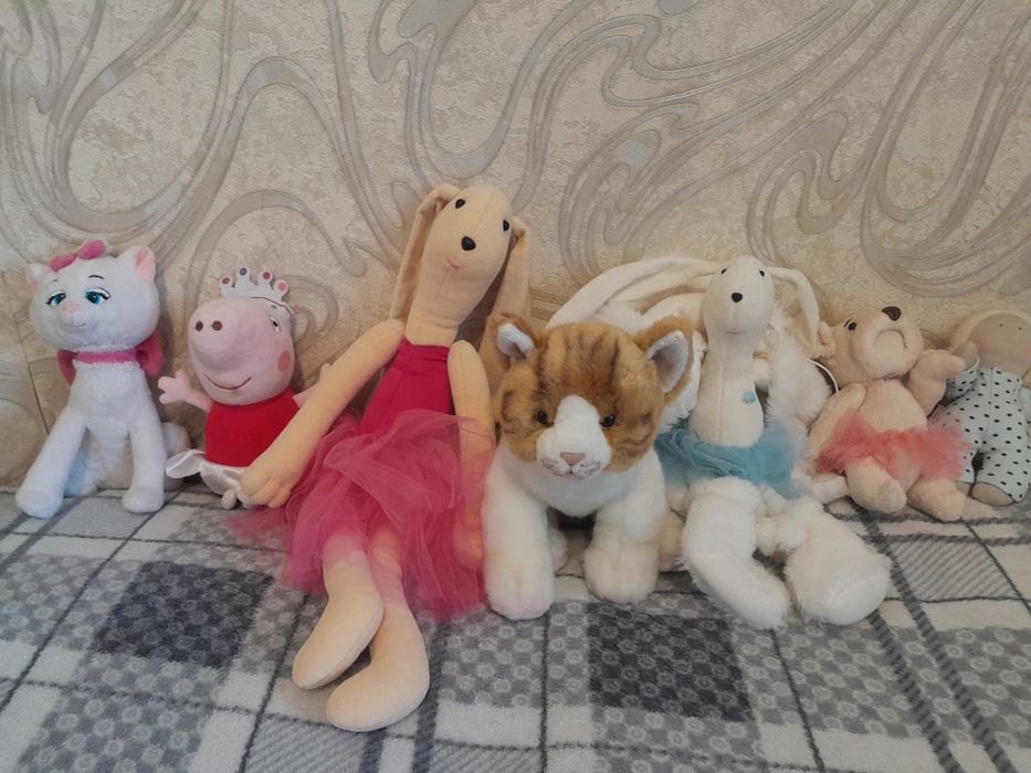 Мягкие игрушки,набор игрушек, рюкзаки,сумки для детей