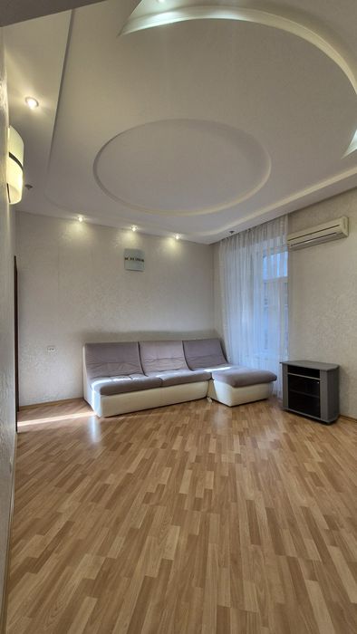 Сдам  Евродвушку Ул Екатериниская /Дерибасовская Центр ВАРИАНТЫ