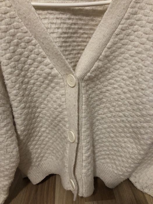 Kremowy kardigan sweter wełna boho