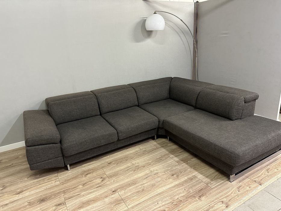 Nowoczesny narożnik w ciemnoszarym kolorze Dostawa