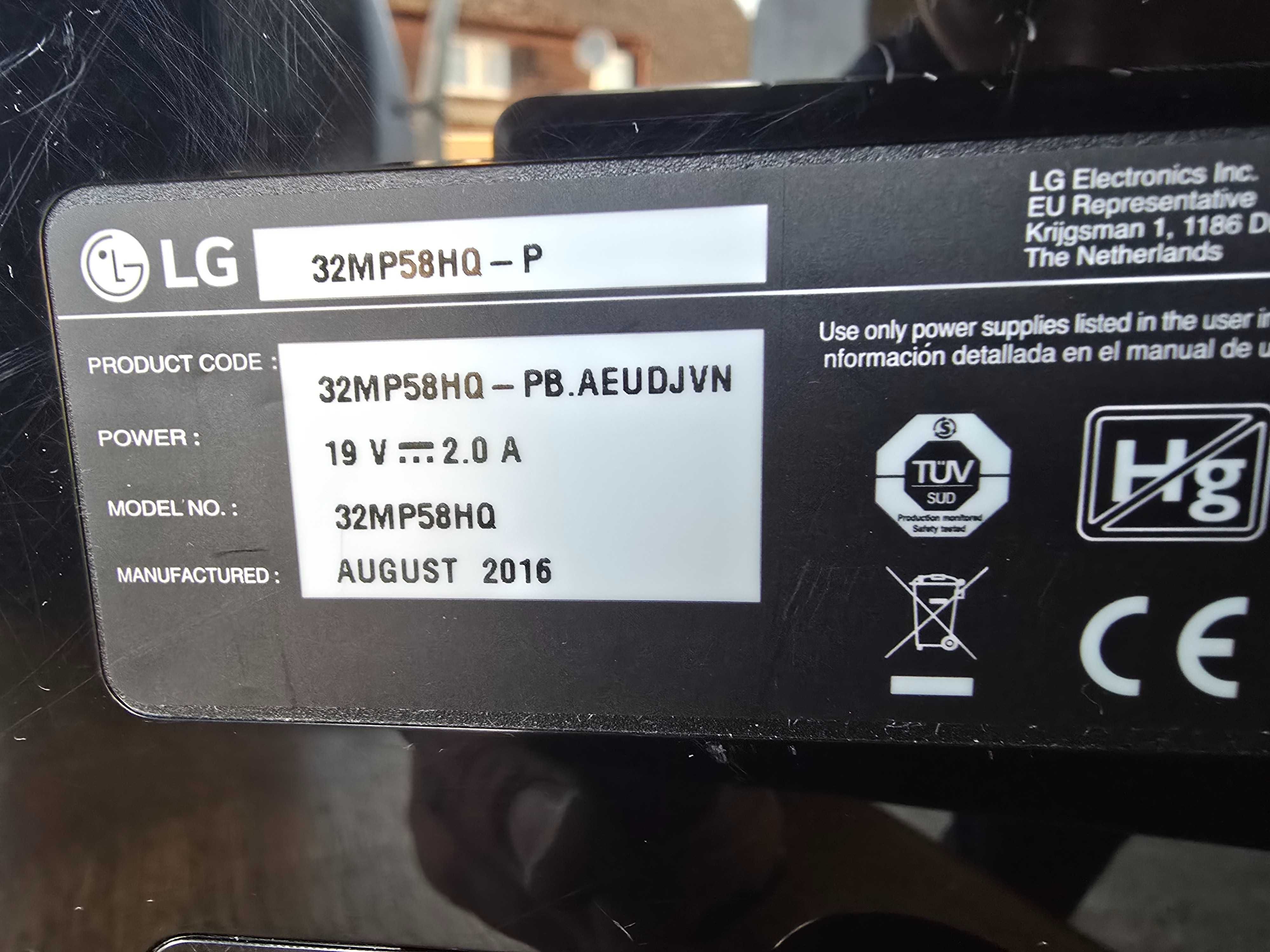 Duży monitor LG 32 cale, stan idealny jak nowy, oryginalny karton
