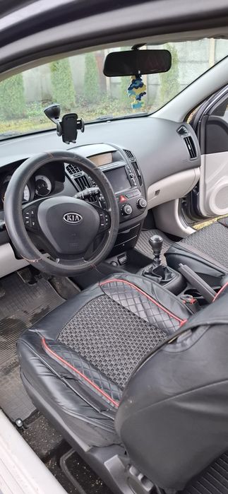 Продам авто Kia seed 2008 1.4