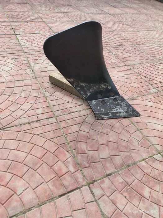 Робочий орган до плуга, культиватора