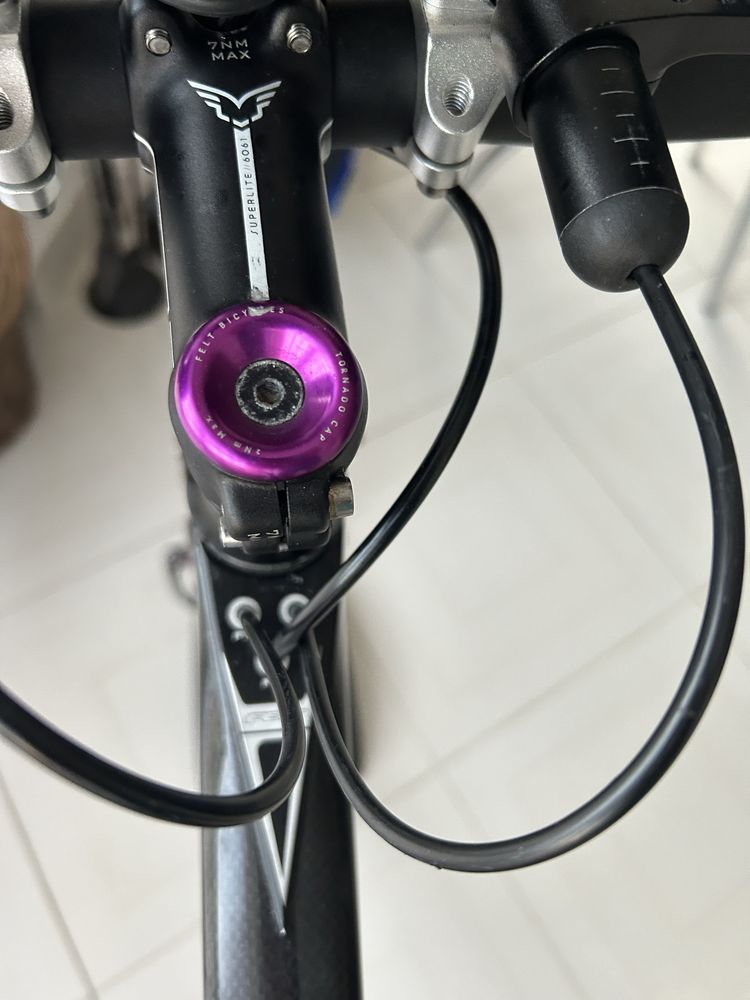 Bicicleta triatlo Felt B16 full carbono