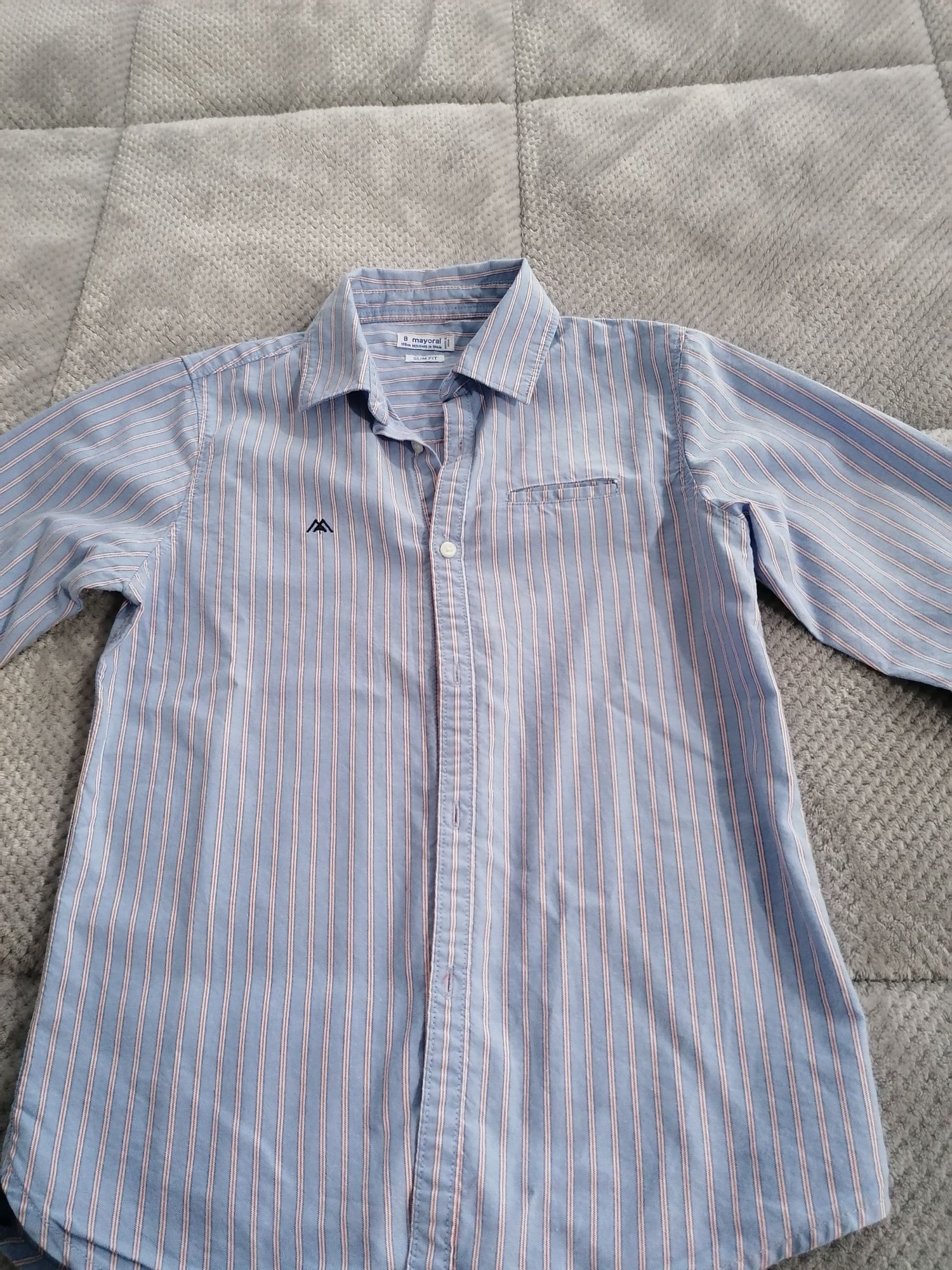 Camisa de menino.