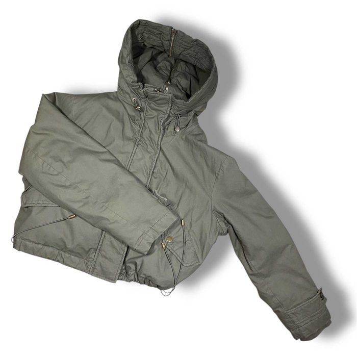 Zara пуховік жіночій, розмір 36(S-M) оверсайз