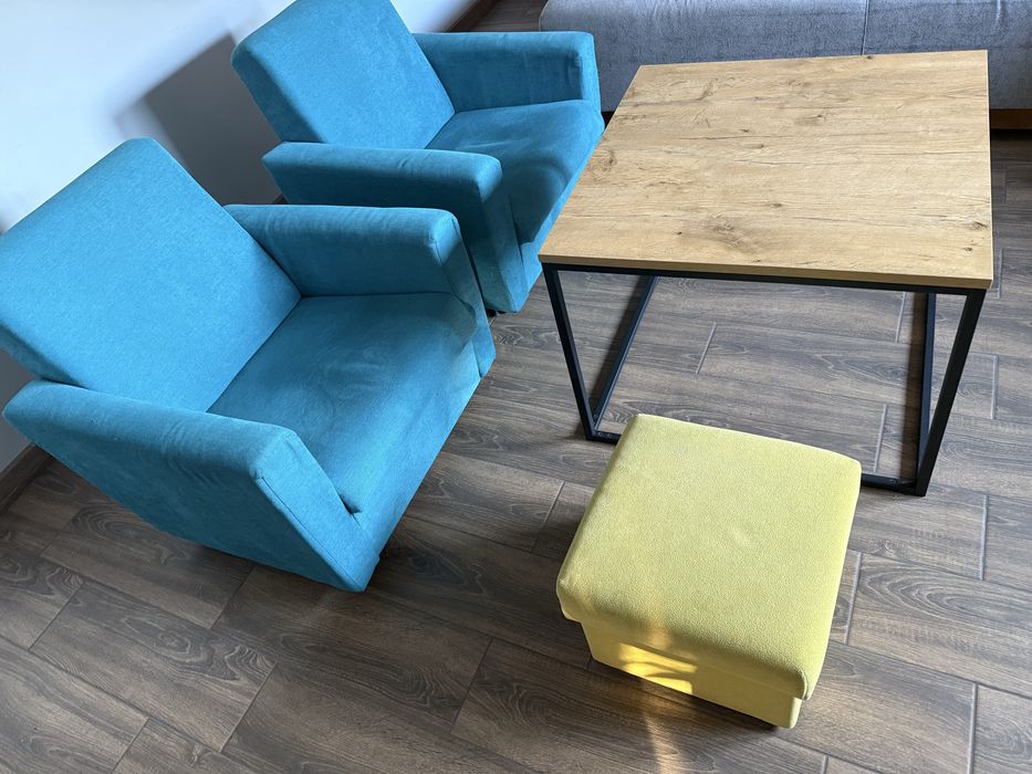 Piekna pufa i 2 fotele