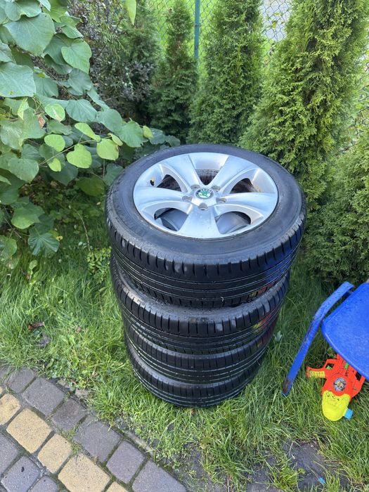 Alufelgi 16 skoda 5x112 opony
