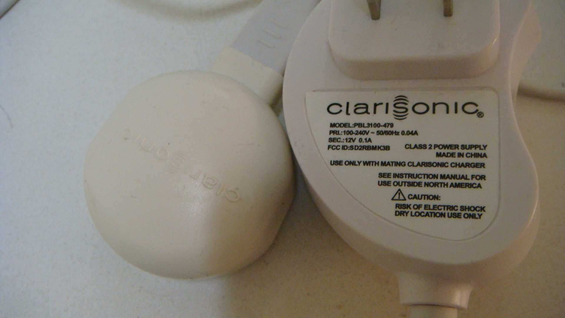 Прибор по уходу за кожей лица Clarisonic Mia 2,