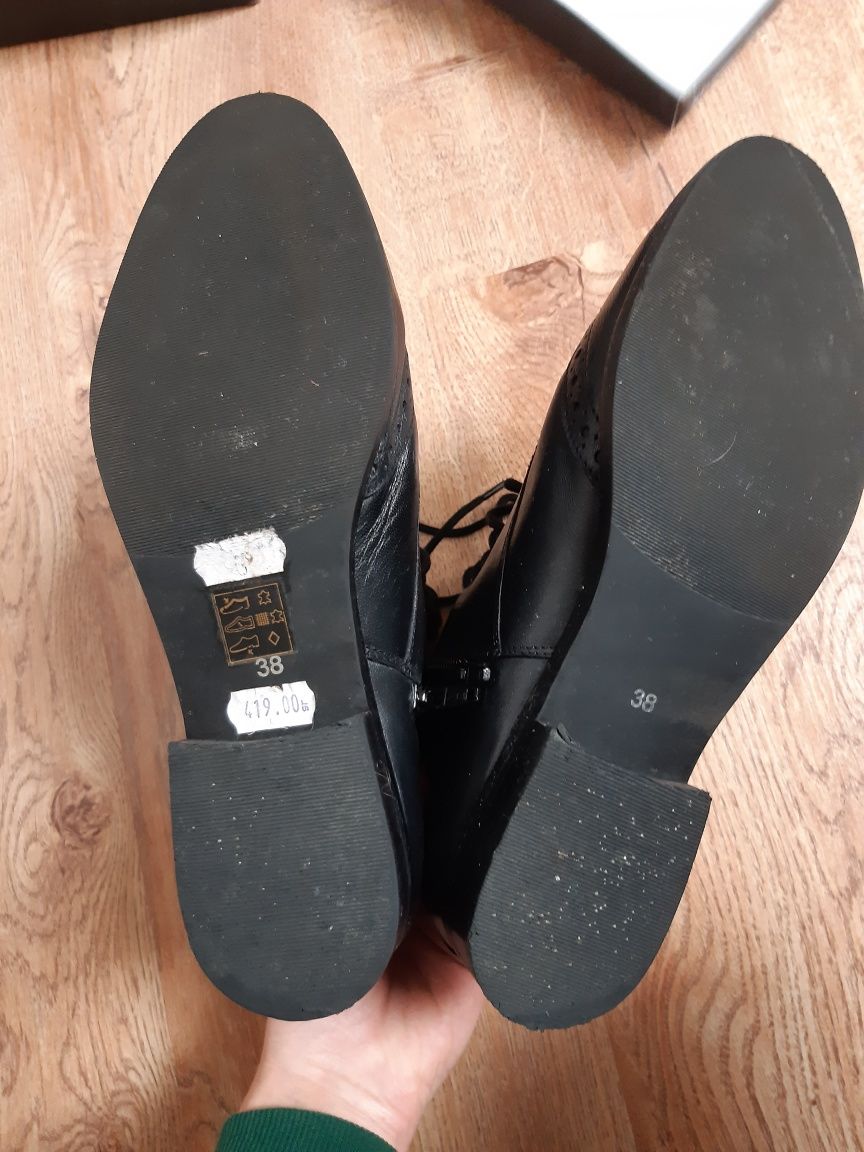 Nowe buty kozaki, botki r.38 czarne półbuty monnari skóra