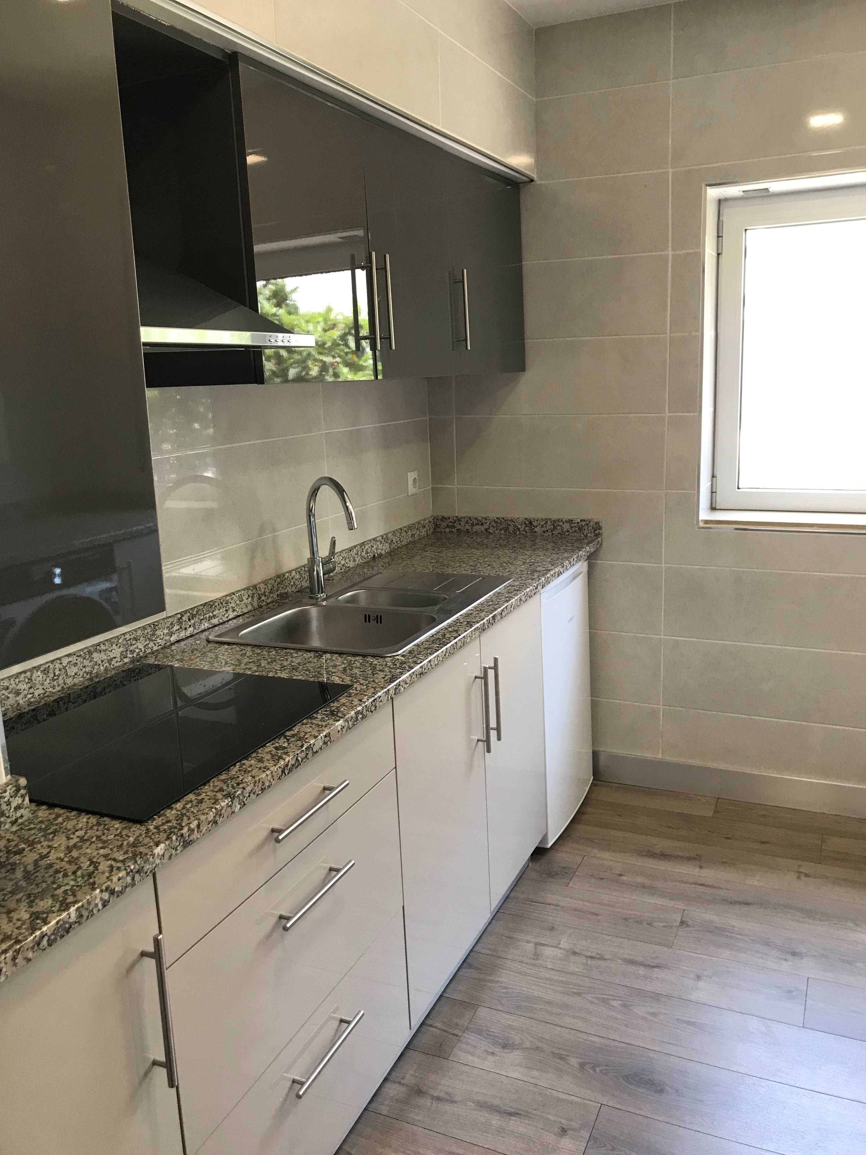 Excelente quarto para estudante com 14 metros quadrados