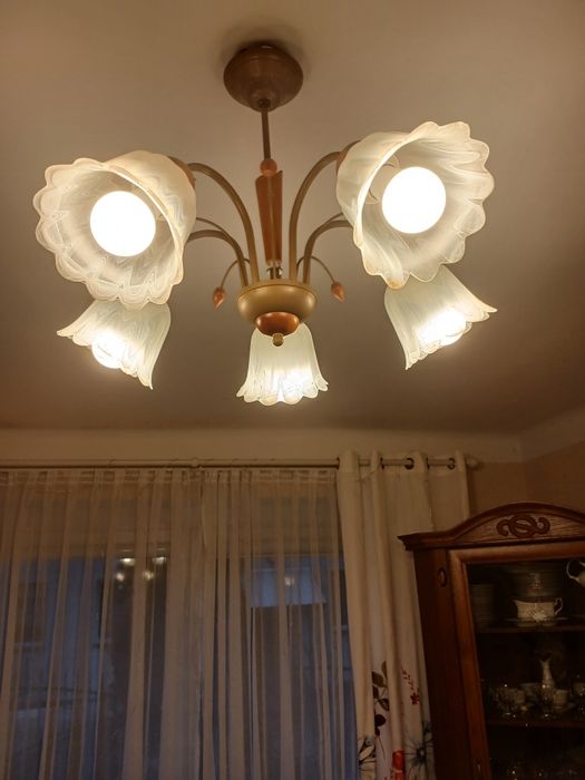 Żyrandol na 5 żarówek